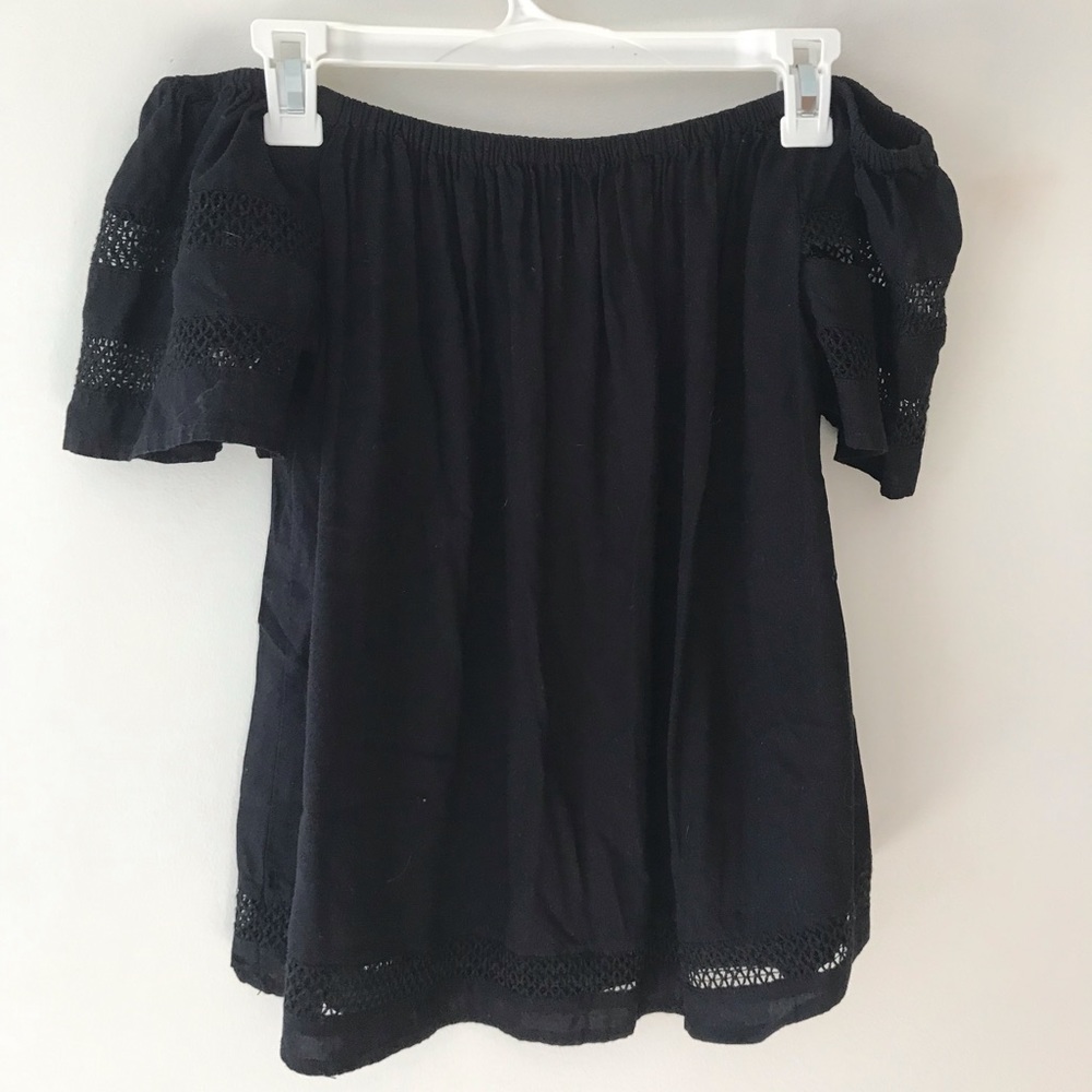 Black Off-the-shoulder Shirt